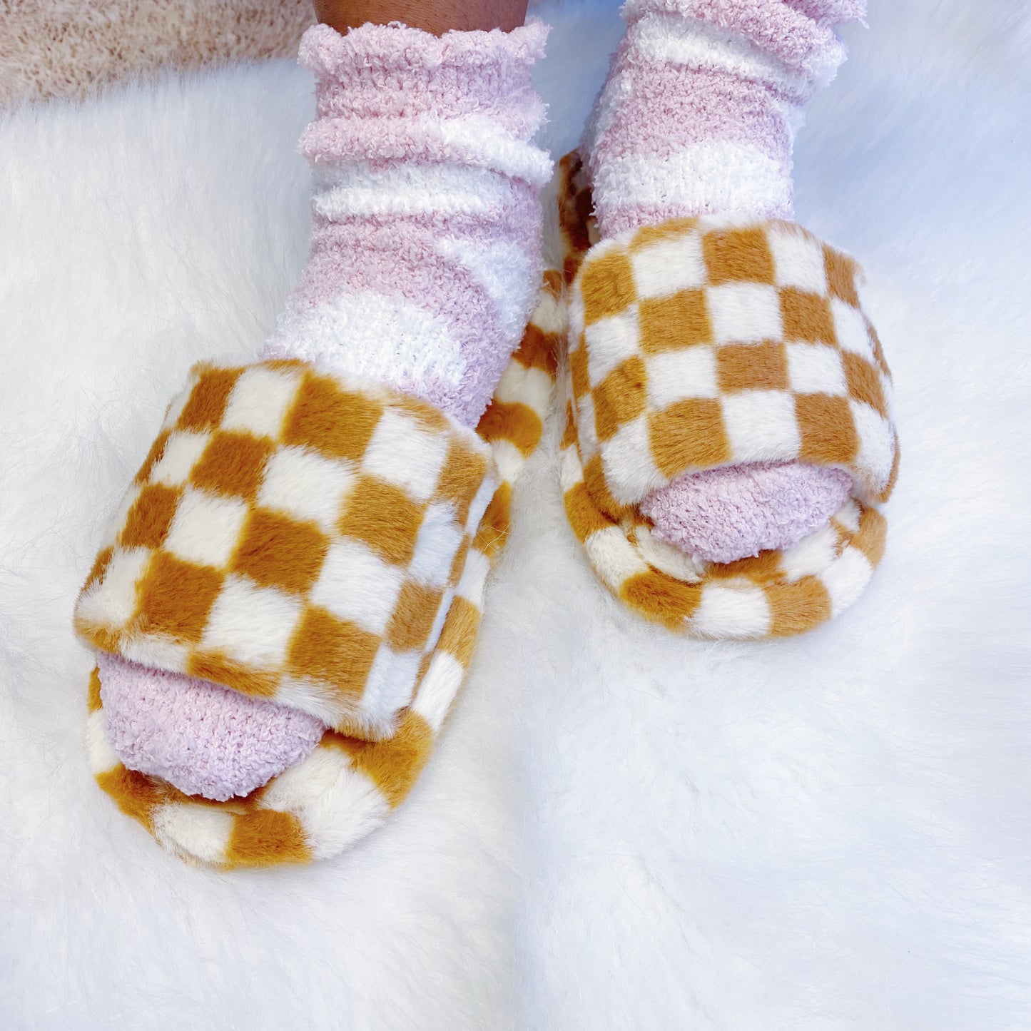 Checkered Cloud Comfort Slippers