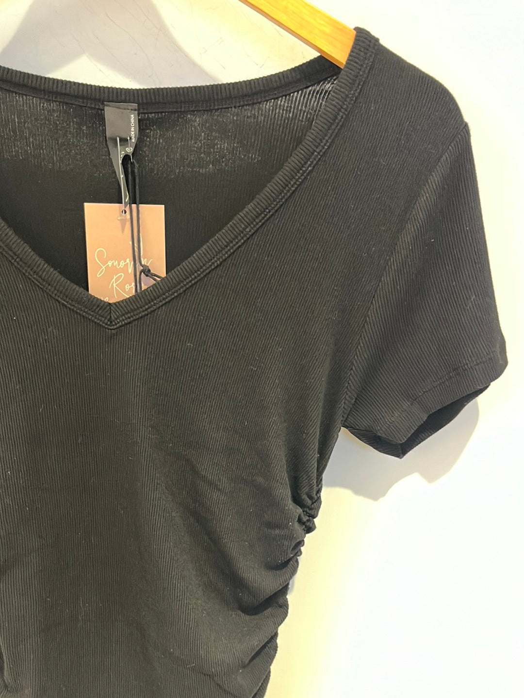 Linda V-Neck Tee