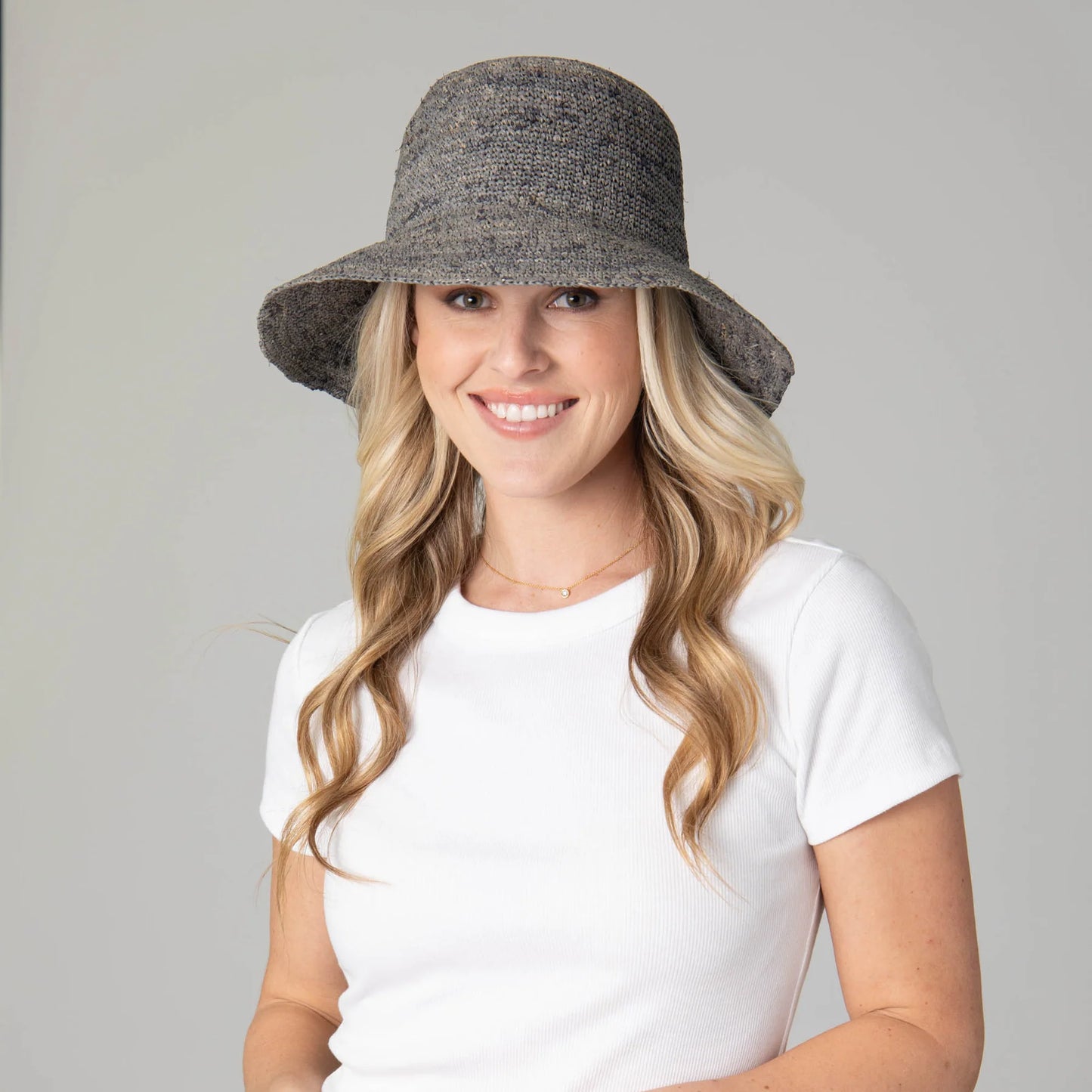 Weekend - Women's Crochet Raffia Bucket