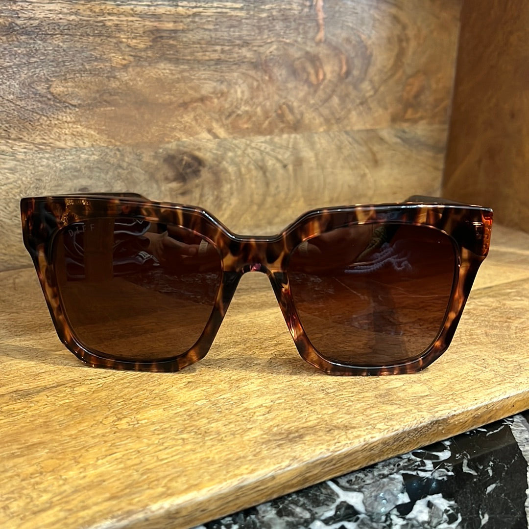 Ariana Wild Tort + Brown Polarized Sunglasses