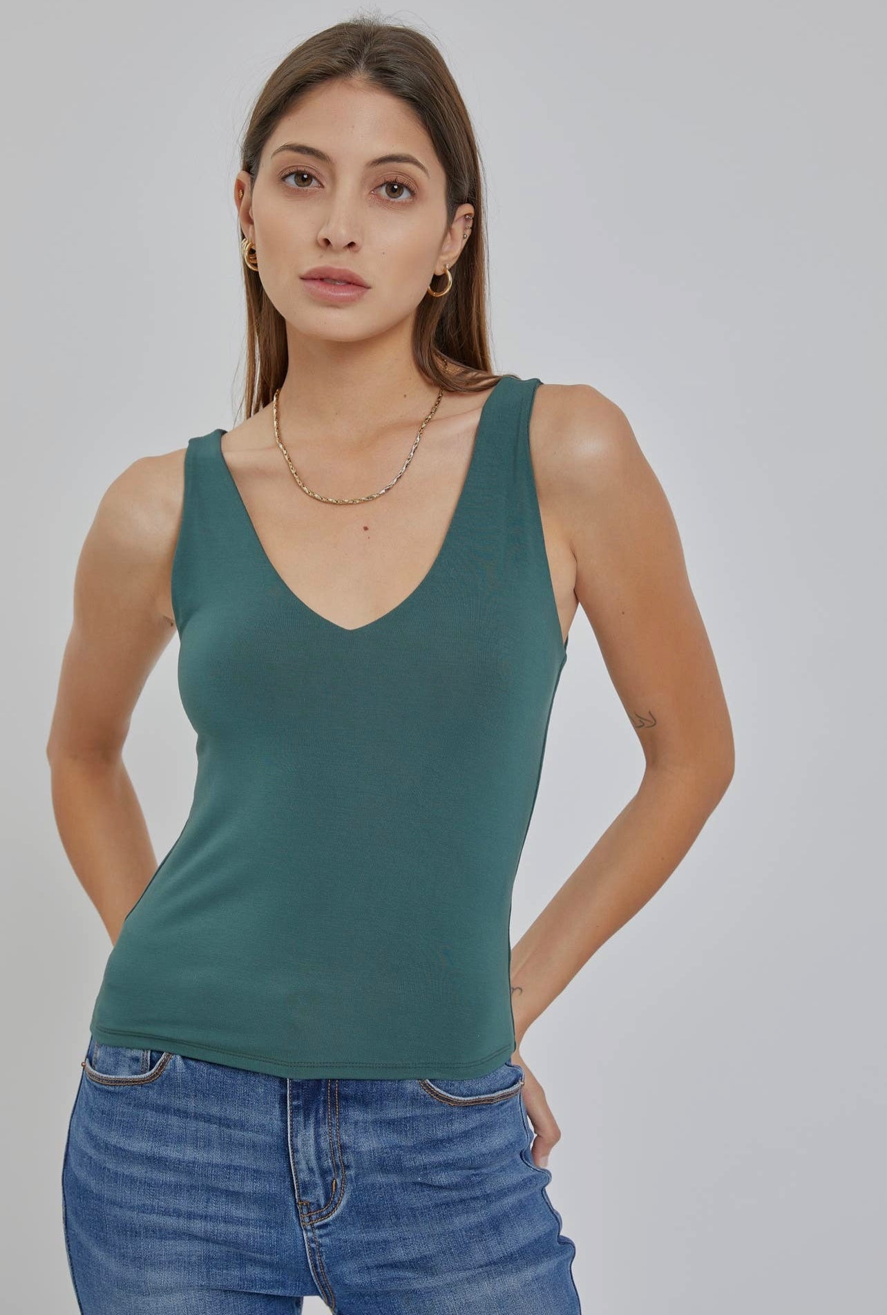 Basic V-Neck Tank