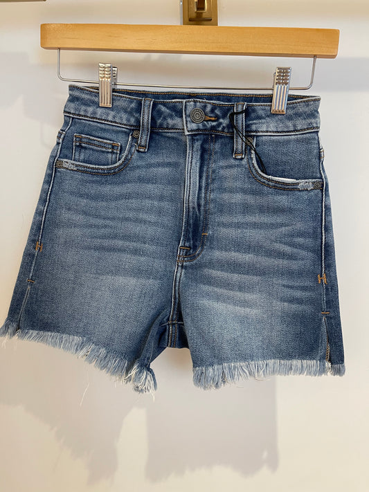 Medium Blue Wash Stretch Frayed Mom Shorts